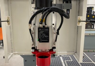 CNC DYNAMICS - 3 AXIS CNC Machine with Vacuum bed and auto tool change
